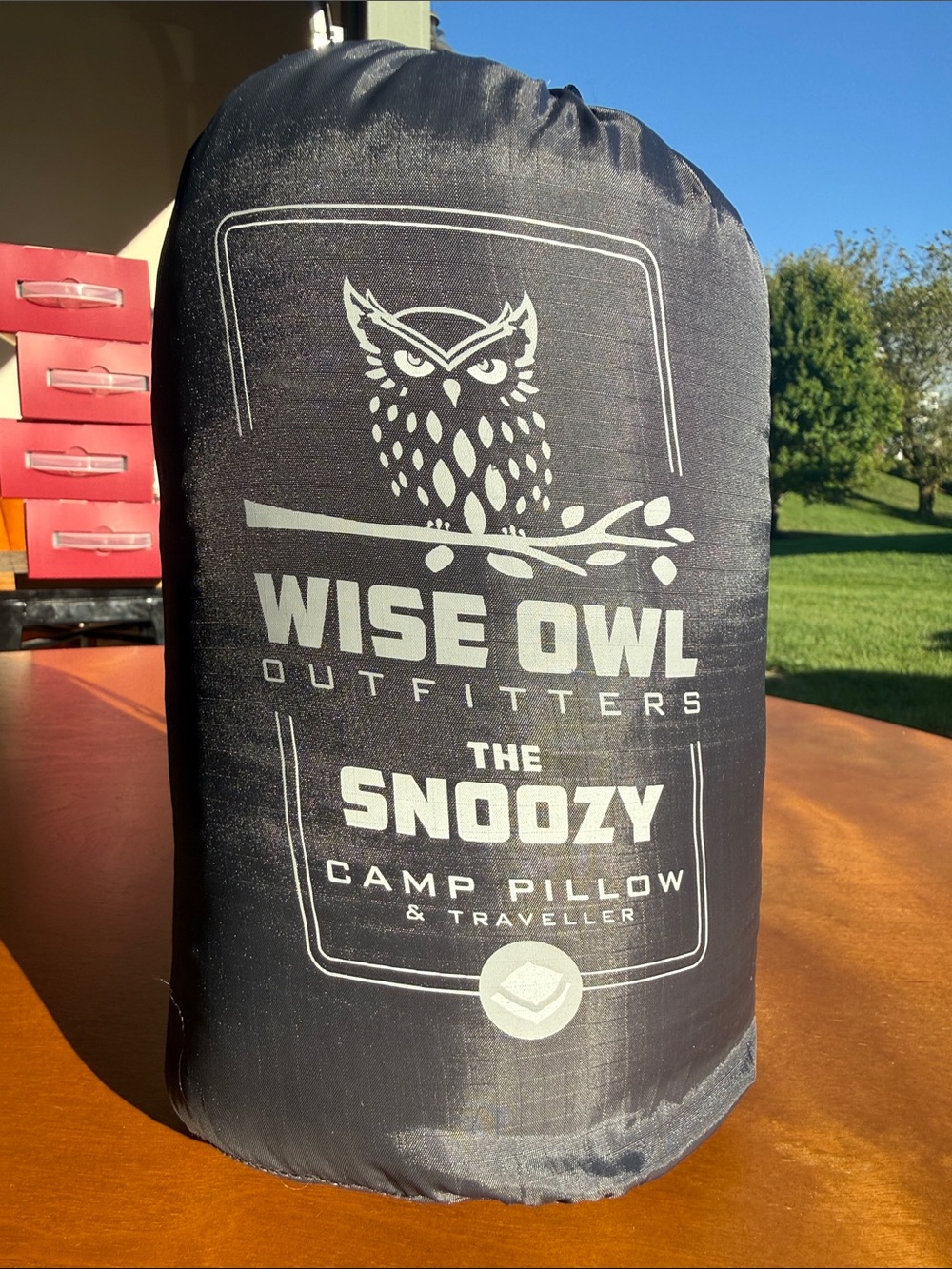 The Snoozy Camp Pillow - Black